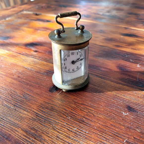 Vintage Small Brass Carriage Clock Pillar Not Running - Picture 4 of 5